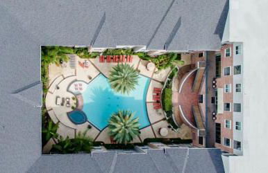 Gorgeous Furnished Apartments near Texas Medical Center & NRG Stadium - Photo 8