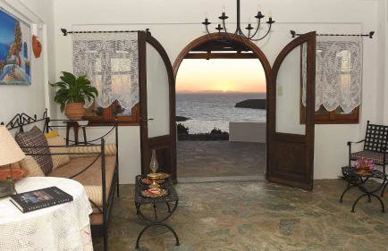 Anemos and Almyra - Foto 9