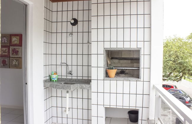 Well Located Apartment with BBQ - SBS111 - Photo 17