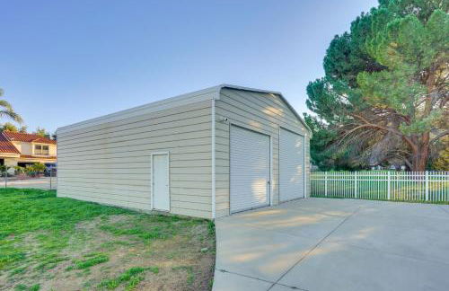 Waterfront Getaway on Lake Elsinore with Swim Spa - Foto 41