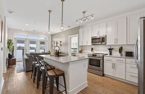 Queen City Breeze - Parking, Pool, Walkable - Foto 2