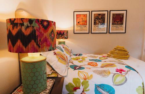 Hoole House - Photo 8