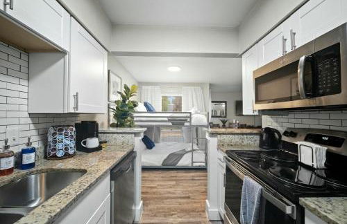 Two Apartments in the Heart of Arlington! - Foto 8