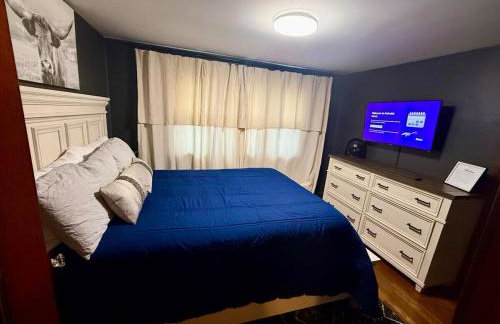 Home 7 beds, 2 baths Farmstay at Pygmy Goat Farm Byron Center Michigan - Foto 23