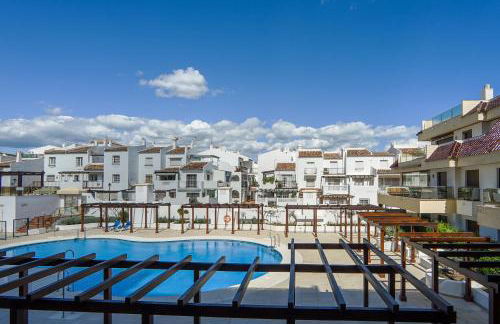 Beach side apartment La Duquesa - Photo 1