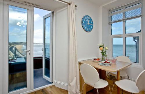 6 At The Beach, Sea View, Wi-Fi - Foto 13