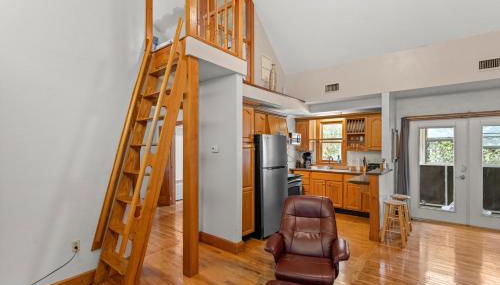 Cozy Townhome Near UF Campus - Foto 3