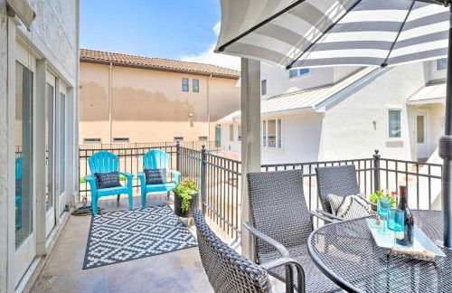 Waterfront Horseshoe Bay Retreat with Game Room! - Foto 26