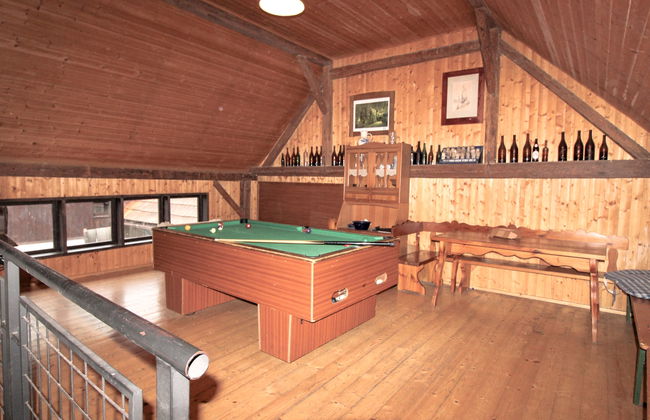 5 bedroom House in Benešov nad Černou with private pool and garden - Photo 44