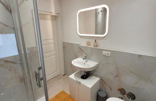 Ferienwohnungen Ahrweiler - Foto 24