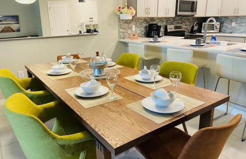 NEW Home 3 Bedrooms Water View Disney Universal - Foto 1