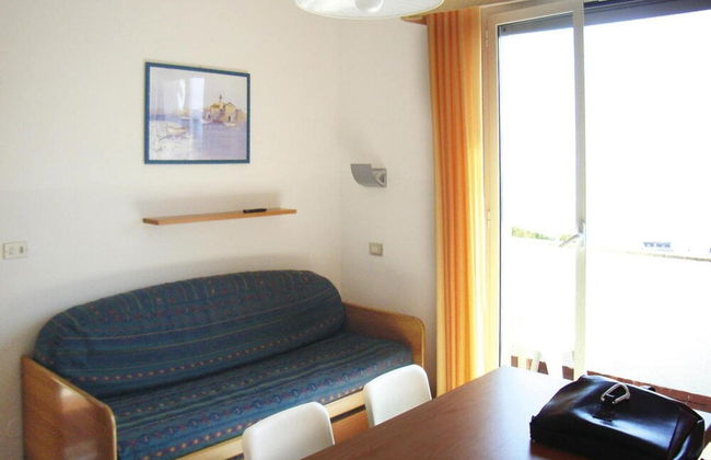 Holiday Flat in Pretty Residence With Communal Pool in Pietra Ligure - Foto 11