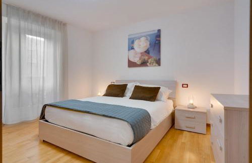 Centro Cormons - 3 Camere Letto & Balcone Privato - Foto 1