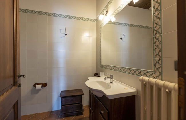 Classic Villa for Family With Pets - Photo 29