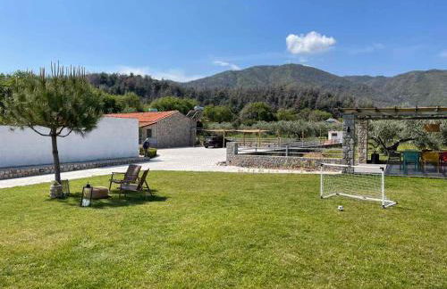 Ηλιόπετρα - Iliopetra - Foto 4