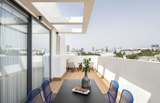 Mate GEORGE - By HOMY - Foto 1