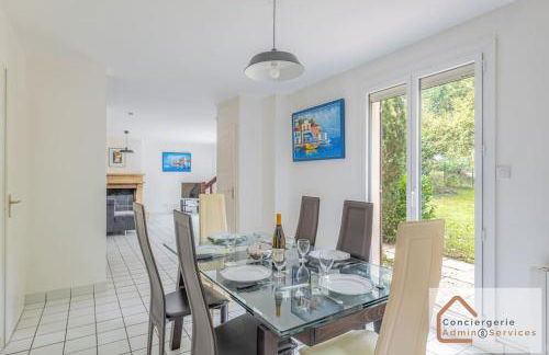 Maison Évasion - Piscine, Jardin & Barbecue - Foto 5