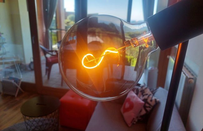 Red Villa With Shared Pool and Private Garden is the new Black on Lake Garda - Photo 7