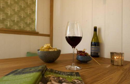 Luxury Shepherd Hut on small South Hams farm, Devon - Foto 17