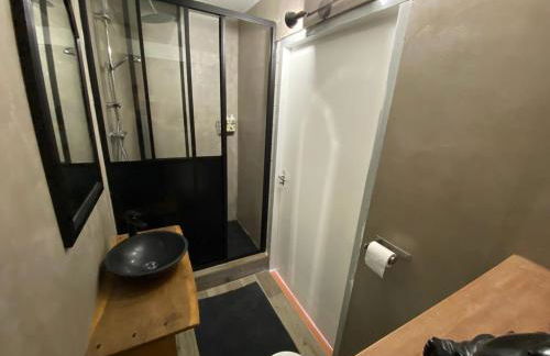 Relax in this privately located farmhouse - Foto 24