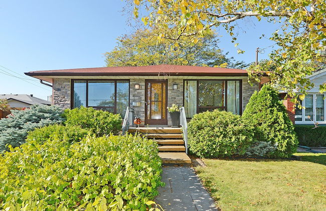 Richview Gardens Suite - Photo 1