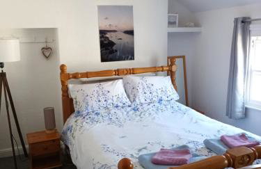 Patrick's Bar - Photo 1