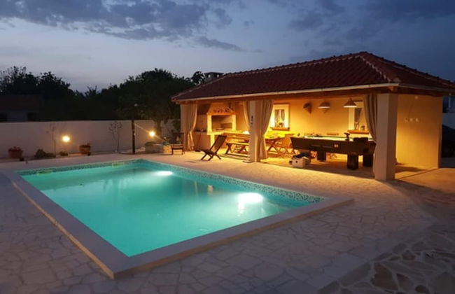 Villa in Pridraga With Pool and Five Person - Foto 1