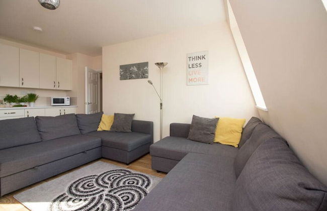 Stayzo Castle Penthouse 17 - A Clean Fresh Modern Apartment With Free Wi-fi - Foto 21