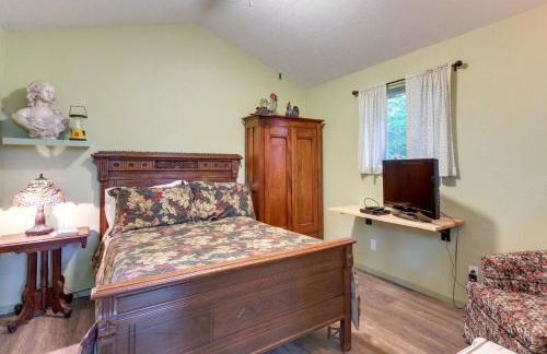 3 Acre Retreat with Fire Pit, Pickleball and Gazebo - Foto 27