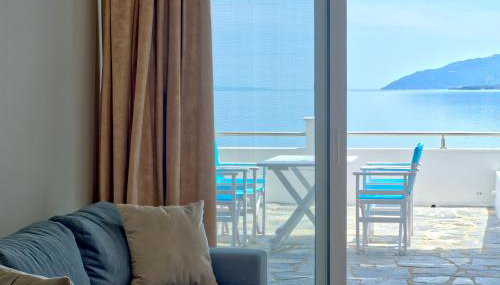 Epipleon Luxury Suites -101- Δωμάτιο 45τμ με βεράντα 30τμ μπροστά στη θάλασσα - Foto 5