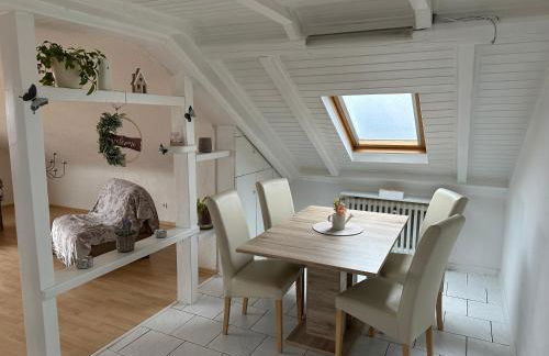 Tinas Ferienwohnung Bietigheim Baden - Foto 11