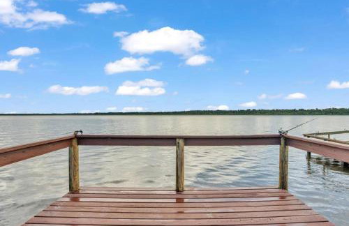 Nature's Nest Lake House - Photo 11
