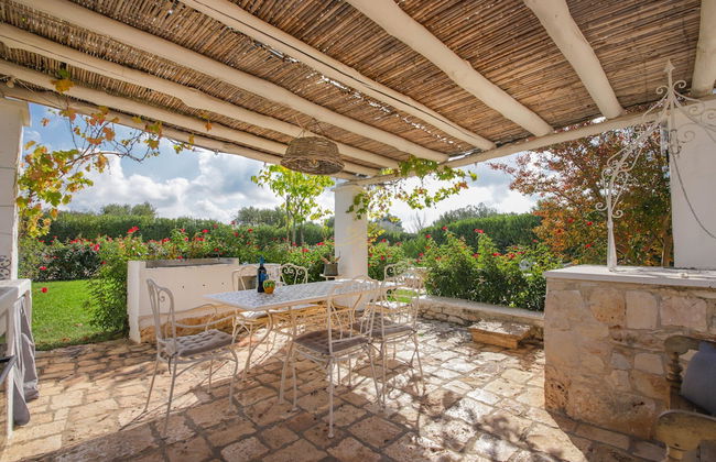 TD Trulli della Rosatella Typical Trulli w/ Pool - Foto 36