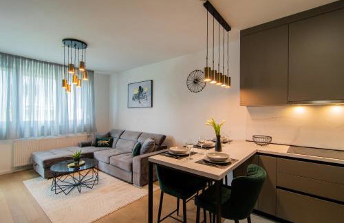 Flexible SelfCheckIns 81 - Zagreb - Arena - Garage - Loggia - Foto 13