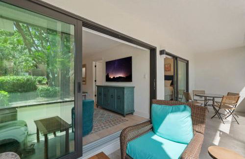 Exquisite Luxury First Floor Condo - Easy Walk to Amenities - Foto 24