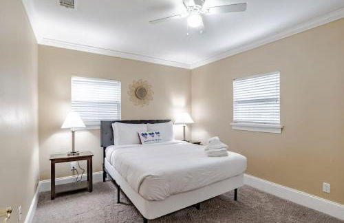 Sunny Side at Dog River-Dock, Lake, Fenced Yard - Foto 38