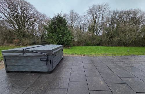 TyneView Estate, Farmhouse & Stables - Photo 10