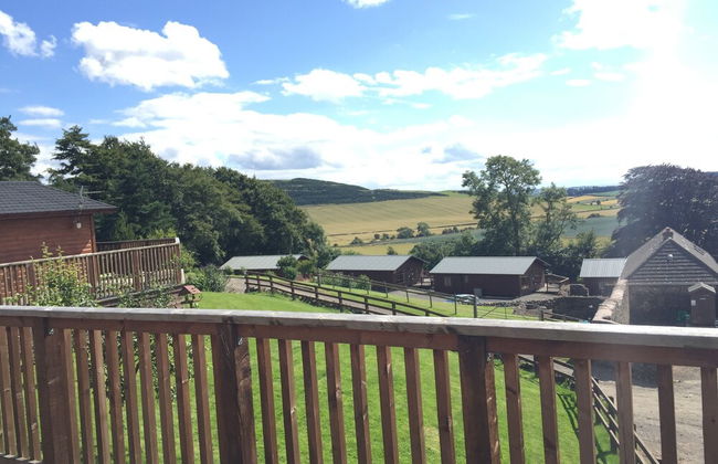 Woodpecker Lodge With Hot Tub Near Cupar, Fife - Foto 12