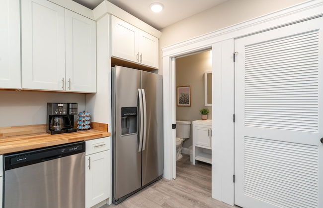 Historic Haven | JZ Vacation Rentals - Photo 10