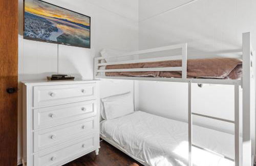 Tipsy Grizzly Cabin - - Foto 14