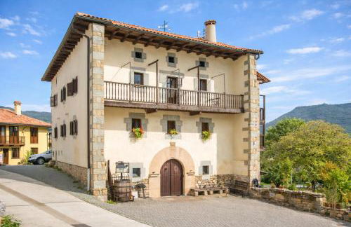 Espacioso apartamento en el Pirineo Navarro - Foto 1