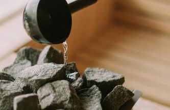 Designer Lake Cabin- HotTub, Sauna & Massage Chair - Foto 13