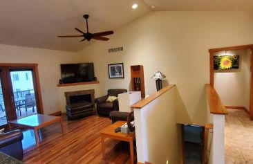 Beautiful 4+ bed 3 bath Condo 20 minutes to Madison - Foto 20