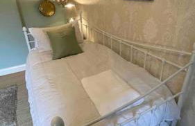 Large 4 bed house in Malmesbury, great for big families - Foto 33