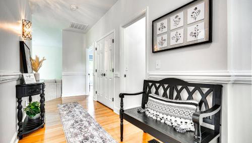 Bright and Elegant Home in High Point with Deck! - Foto 4