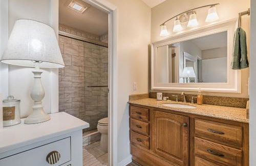 First Floor Condo - Walking distance to beach and pools! - Foto 22