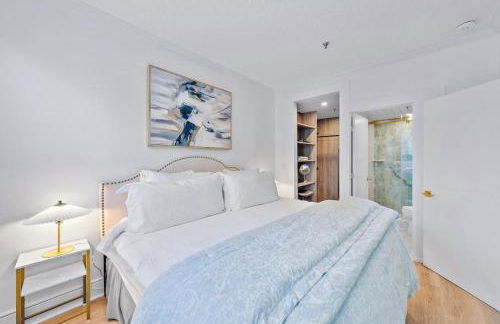 Chic 1BR Pineapple Pad Near Ocean and Pool - Foto 2