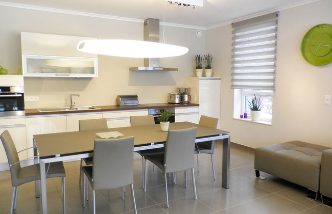 2 bedroom Apartment in Vielsalm with garden - Photo 4