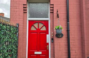Entire 2 Bedroom Cosy Flat Near City Centre - Photo 29