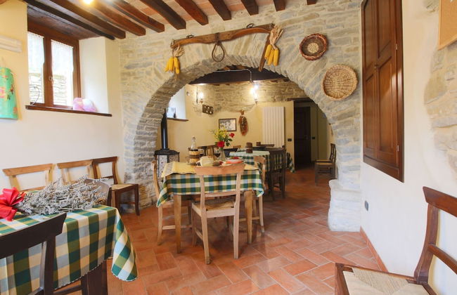 Farmhouse in Marche With Pool and Views - Foto 24